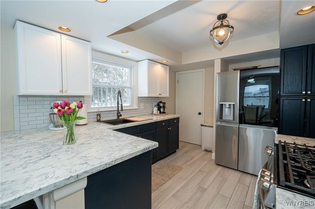 2852 Roswell Parkway, Eden, NY 14057