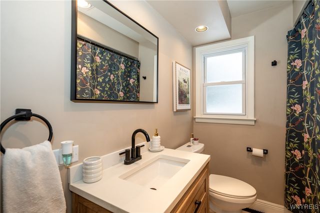 2852 Roswell Parkway, Eden, NY 14057