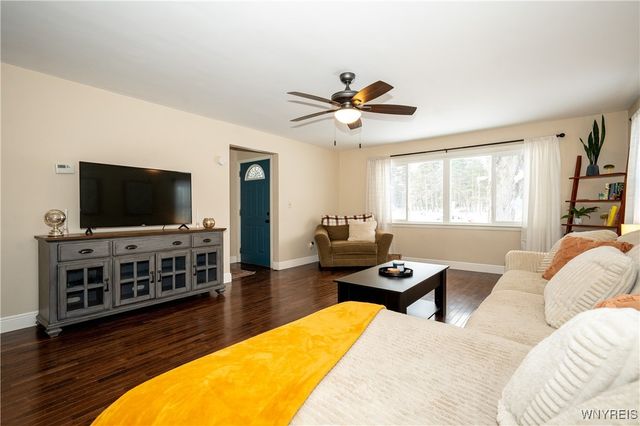 2852 Roswell Parkway, Eden, NY 14057