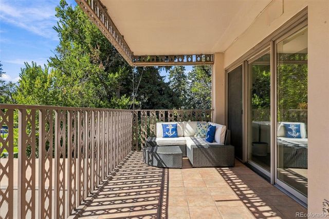 1223 Race Street 302, Denver, CO 80206