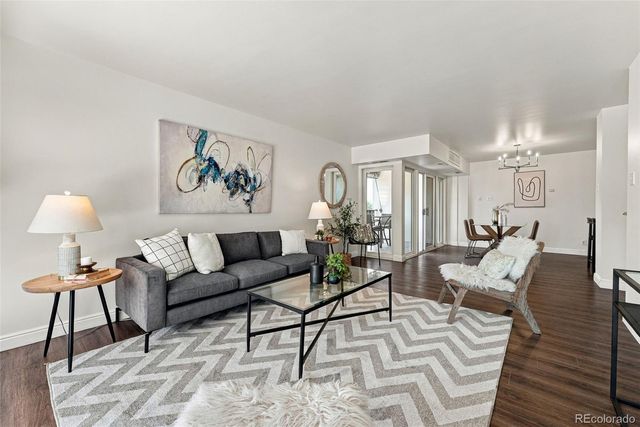 1223 Race Street 302, Denver, CO 80206