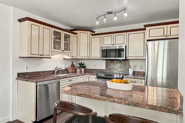 1223 Race Street 302, Denver, CO 80206