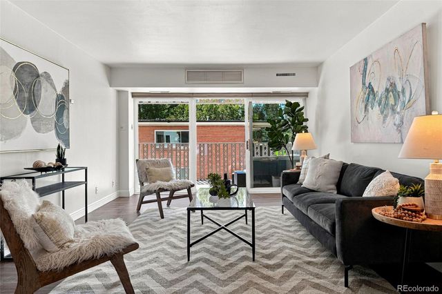 1223 Race Street 302, Denver, CO 80206