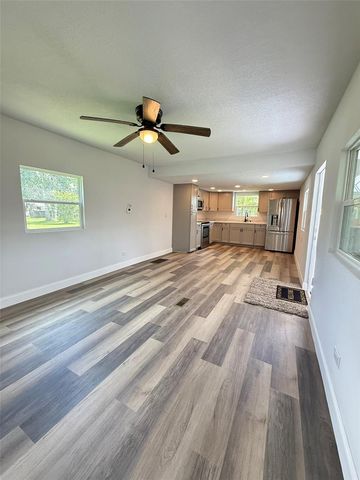 904 ROBINSON AVENUE, St Cloud, FL 34769