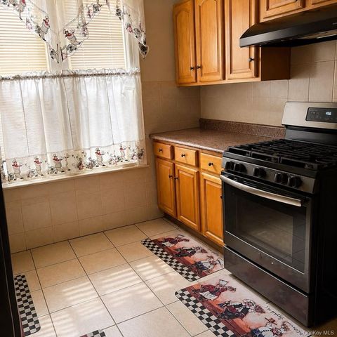 127 E 52nd Street, Brooklyn, NY 11203