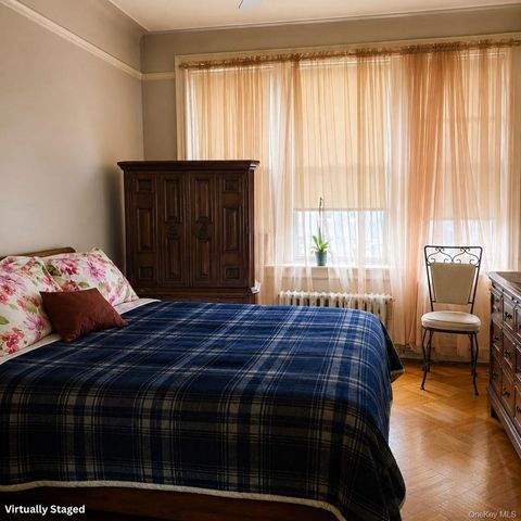 127 E 52nd Street, Brooklyn, NY 11203