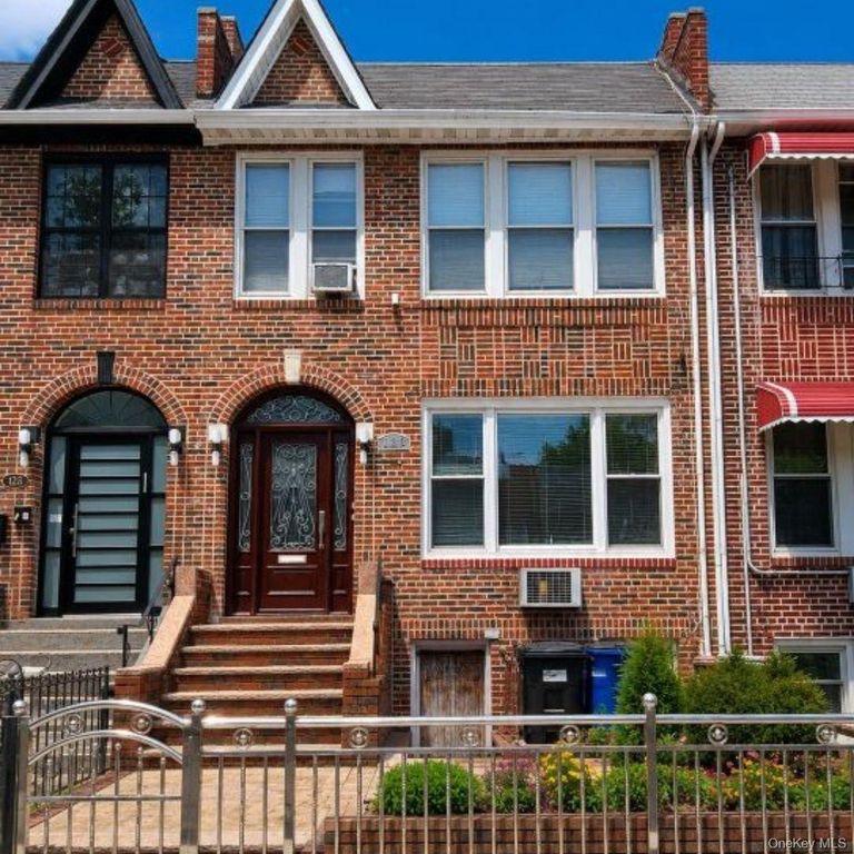 127 E 52nd Street, Brooklyn, NY 11203