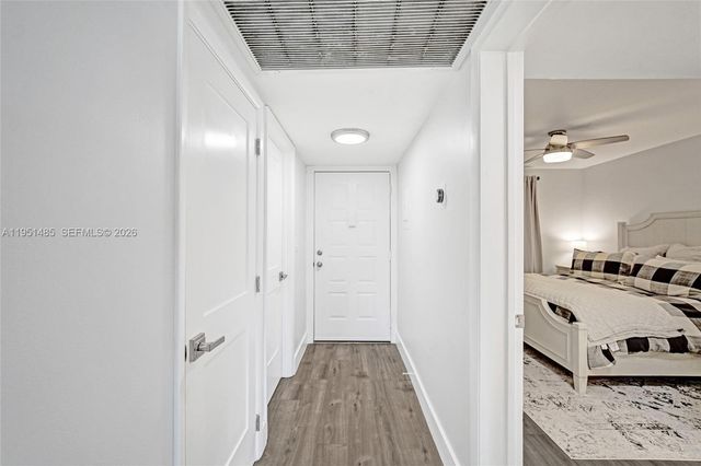 10501 W Broward Blvd 406, Plantation, FL 33324