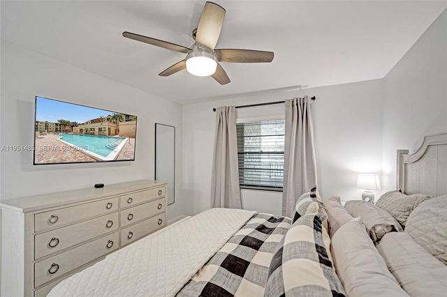 10501 W Broward Blvd 406, Plantation, FL 33324