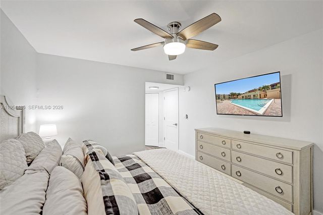 10501 W Broward Blvd 406, Plantation, FL 33324