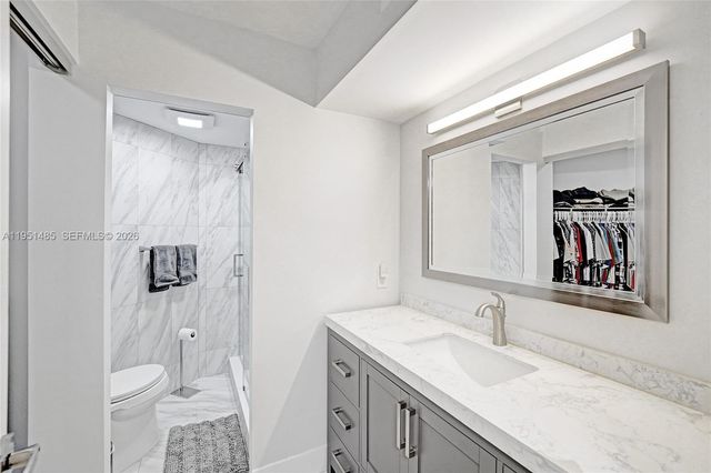 10501 W Broward Blvd 406, Plantation, FL 33324