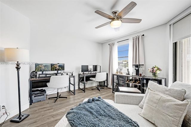 10501 W Broward Blvd 406, Plantation, FL 33324