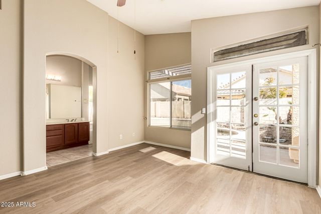 16617 S 14TH Street, Phoenix, AZ 85048