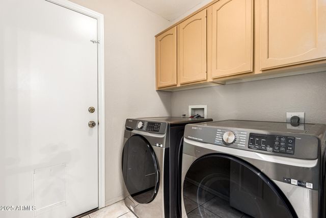 16617 S 14TH Street, Phoenix, AZ 85048