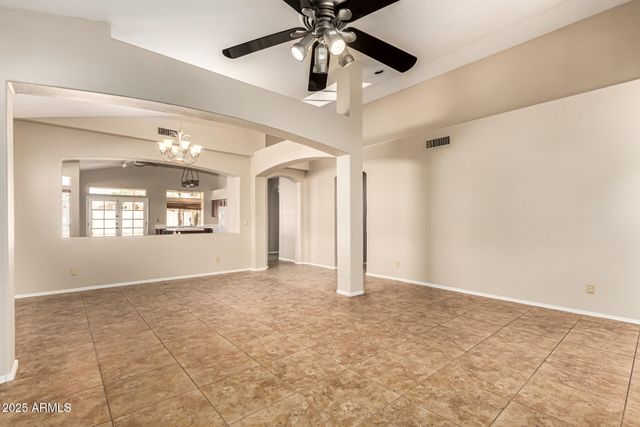 16617 S 14TH Street, Phoenix, AZ 85048