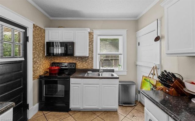 516 Julian Street, Greensboro, NC 27406