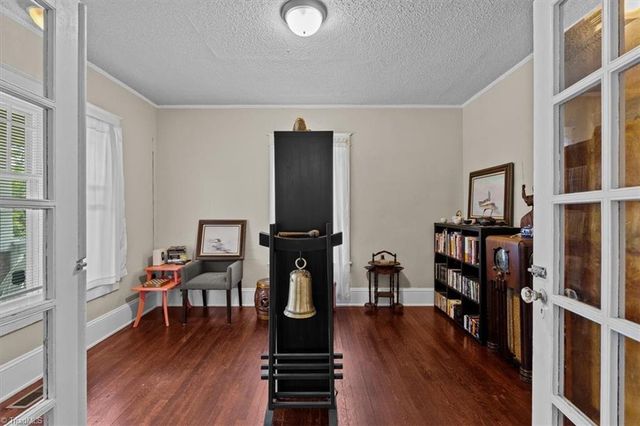 516 Julian Street, Greensboro, NC 27406