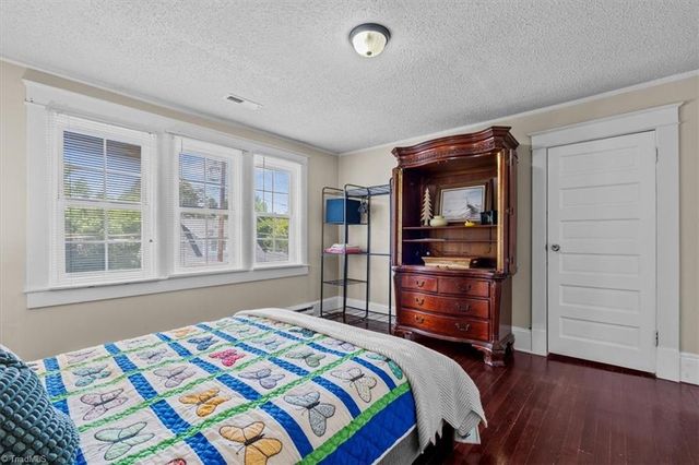516 Julian Street, Greensboro, NC 27406
