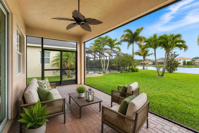 3028 Strada Court, Royal Palm Beach, FL 33411