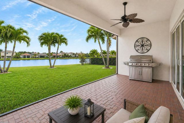 3028 Strada Court, Royal Palm Beach, FL 33411