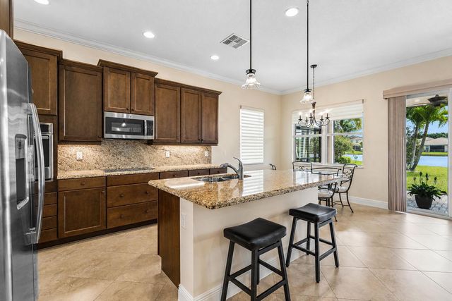 3028 Strada Court, Royal Palm Beach, FL 33411
