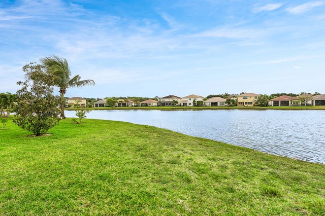 3028 Strada Court, Royal Palm Beach, FL 33411