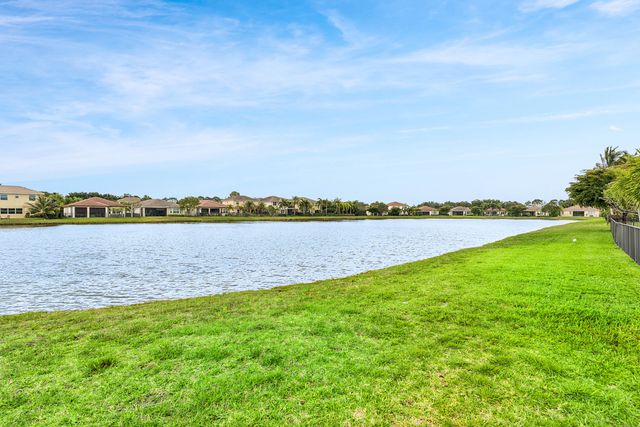 3028 Strada Court, Royal Palm Beach, FL 33411