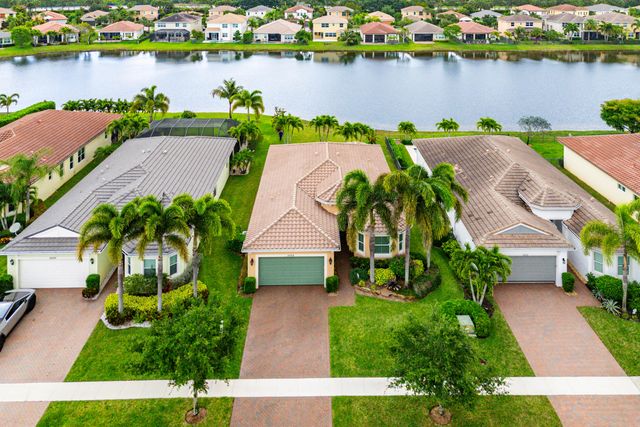 3028 Strada Court, Royal Palm Beach, FL 33411