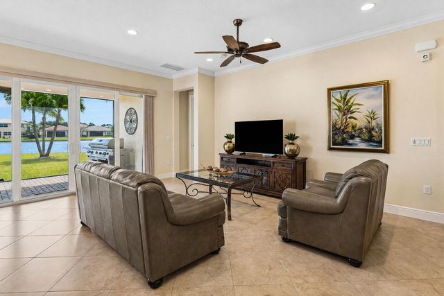 3028 Strada Court, Royal Palm Beach, FL 33411