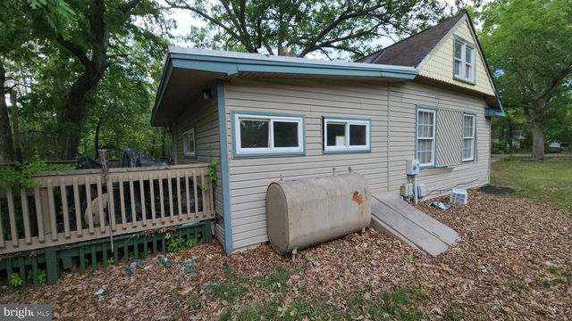 1033 MAPLE AVE, Atco, NJ 08004