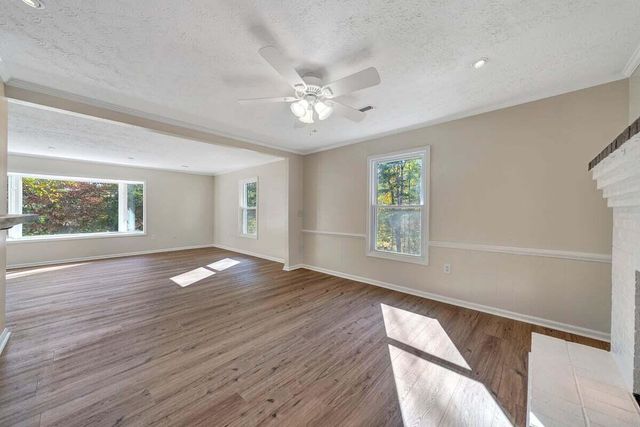 3190 Loch Haven DR, Roanoke, VA 24019