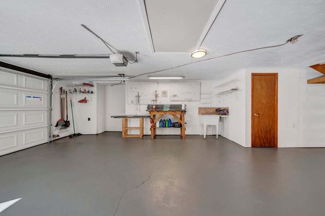 3190 Loch Haven DR, Roanoke, VA 24019