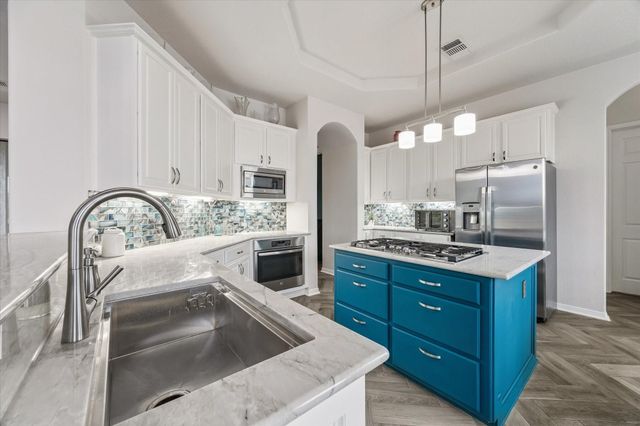 1830 Lakeside Drive, Seabrook, TX 77586