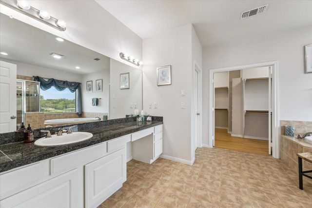 1830 Lakeside Drive, Seabrook, TX 77586
