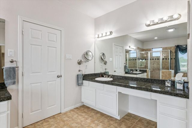 1830 Lakeside Drive, Seabrook, TX 77586