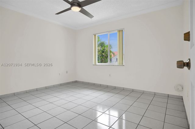 9031 SW 11th St, Miami, FL 33174
