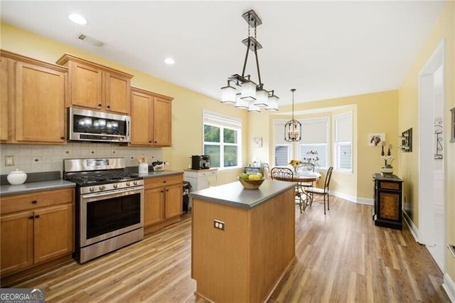 171 Mill Creek Drive, Canton, GA 30115