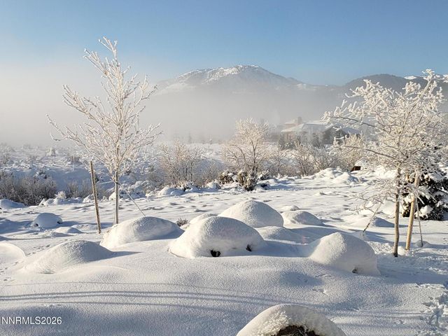 5452 Salmon River Court, Reno, NV 89511