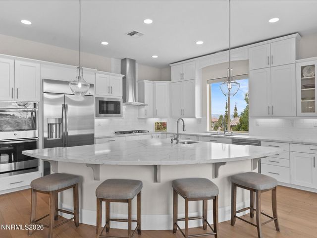 5452 Salmon River Court, Reno, NV 89511