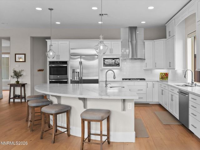 5452 Salmon River Court, Reno, NV 89511