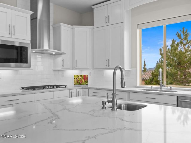 5452 Salmon River Court, Reno, NV 89511