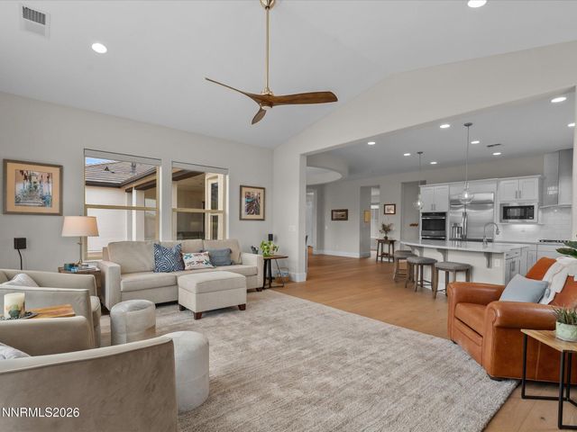 5452 Salmon River Court, Reno, NV 89511