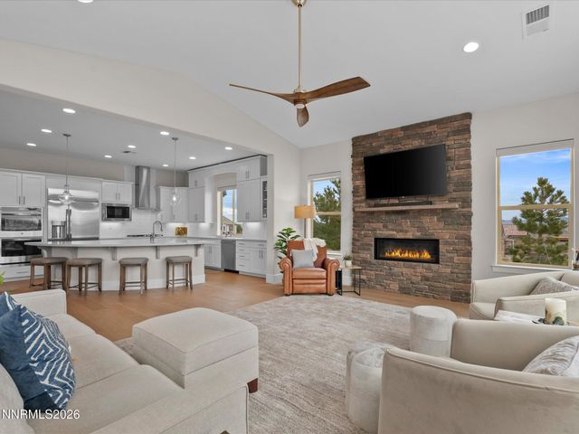 5452 Salmon River Court, Reno, NV 89511