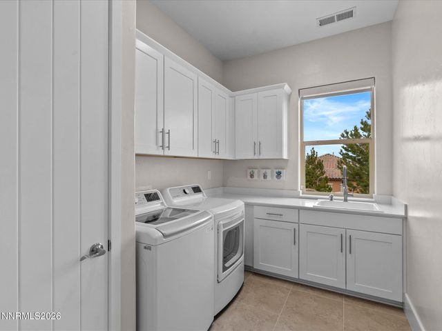 5452 Salmon River Court, Reno, NV 89511