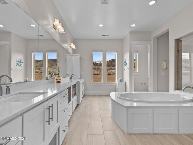 5452 Salmon River Court, Reno, NV 89511