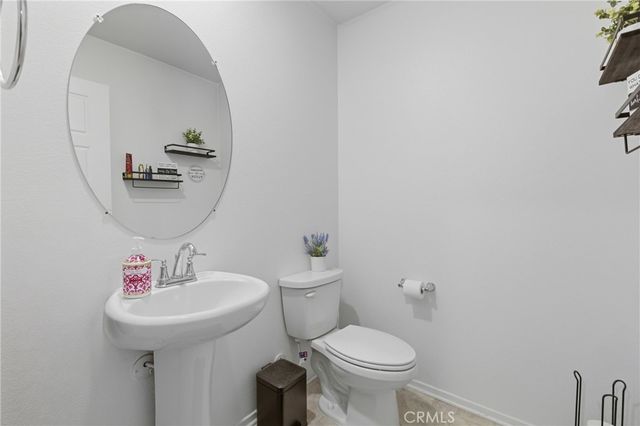 32894 Crown Point, Lake Elsinore, CA 92530