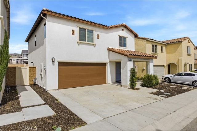 32894 Crown Point, Lake Elsinore, CA 92530