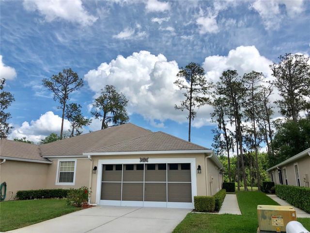 5804 AUTUMN SHIRE DRIVE, Zephyrhills, FL 33541