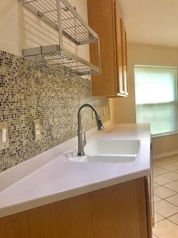 5804 AUTUMN SHIRE DRIVE, Zephyrhills, FL 33541