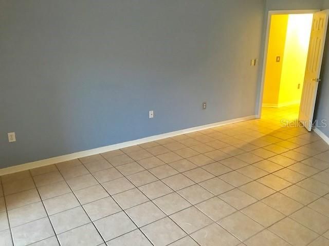 5804 AUTUMN SHIRE DRIVE, Zephyrhills, FL 33541